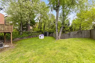 3173 Shady Ave, Pittsburgh, PA 15217 - Photo 17