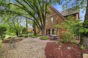 105 Regal Ct, Monroeville, PA 15146 - Photo 3
