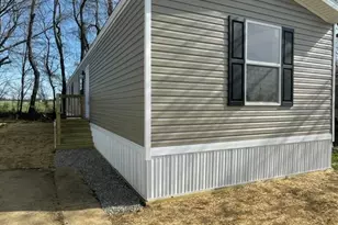146 Round Top Cir, Scottdale, PA 15683 - Photo 1