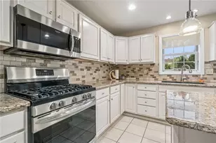 1803 Barneby Ct, Irwin, PA 15642 - Photo 9