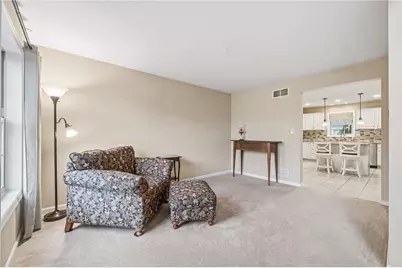 1803 Barneby Ct, Irwin, PA 15642 - Photo 7