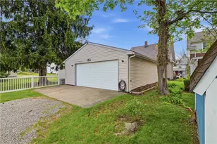 522 E Winter Ave, New Castle, PA 16105 - Photo 9