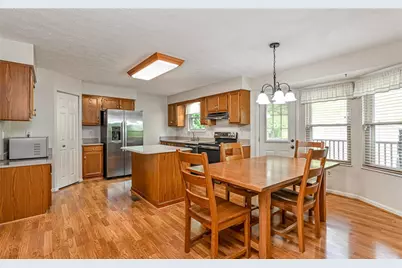 4823 Shamrogue Ct, Hampton, PA 15101 - Photo 9