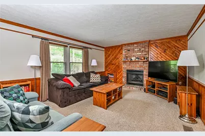4823 Shamrogue Ct, Hampton, PA 15101 - Photo 11