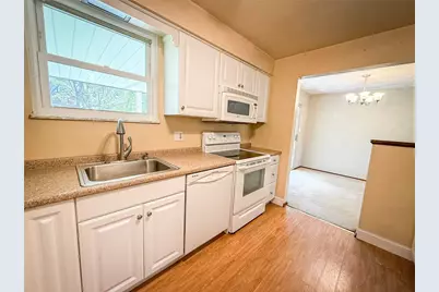 329 S Home Ave, Twp of But NE, PA 16001 - Photo 9
