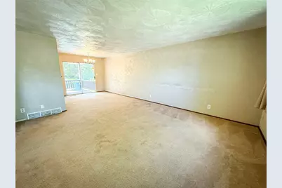 329 S Home Ave, Twp of But NE, PA 16001 - Photo 17