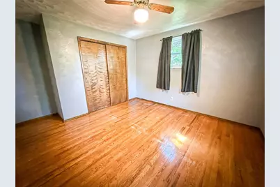 329 S Home Ave, Twp of But NE, PA 16001 - Photo 23