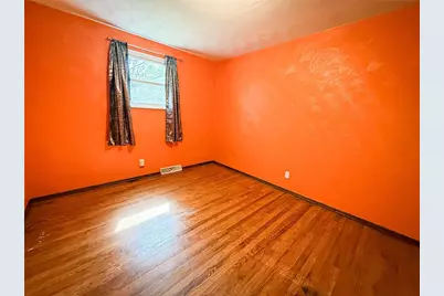 329 S Home Ave, Twp of But NE, PA 16001 - Photo 31