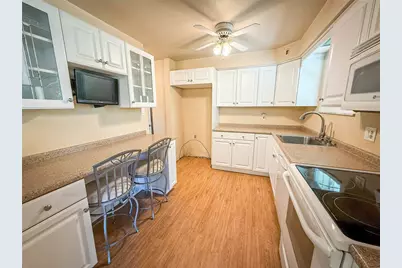 329 S Home Ave, Twp of But NE, PA 16001 - Photo 7