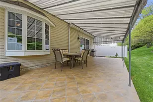 303 Torrey Pine Dr, Adams Township, PA 16046 - Photo 37