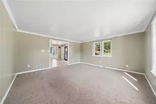 153 Oakwood Rd, Peters Township, PA 15317 - Photo 7