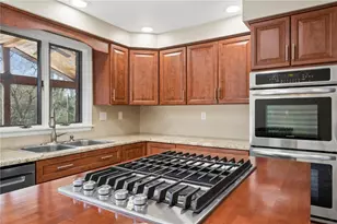 153 Oakwood Rd, Peters Township, PA 15317 - Photo 11