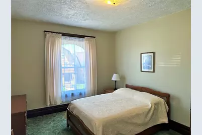 425 Wayne Ave, Ellwood City, PA 16117 - Photo 27
