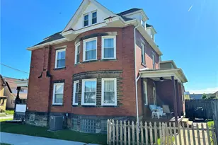 425 Wayne Ave, Ellwood City, PA 16117 - Photo 3
