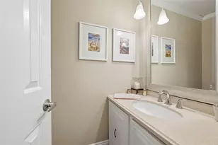 642 Woodcrest Dr, Robinson Twp, PA 15205 - Photo 15