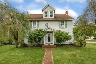 416 Jackson St, Jamestown, PA 16134 - Photo 1