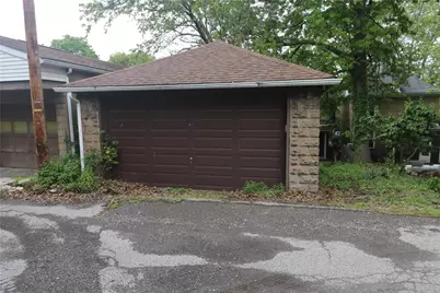 7936 Saint Lawrence Ave, Pittsburgh, PA 15218 - Photo 5