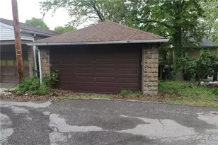 7936 St Lawrence Ave, Pittsburgh, PA 15218 - Photo 5