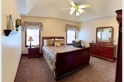 300 Pine Valley Dr, Bridgeville, PA 15017 - Photo 27