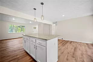 271 Forest Grove Rd, Coraopolis, PA 15108 - Photo 11