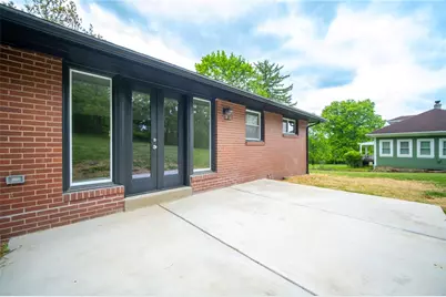 271 Forest Grove Rd, Coraopolis, PA 15108 - Photo 29