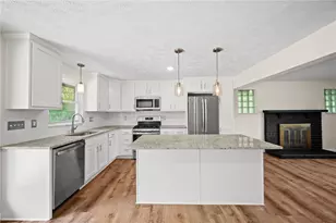 271 Forest Grove Rd, Coraopolis, PA 15108 - Photo 7