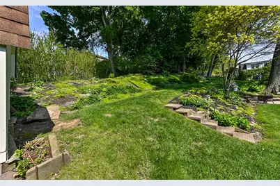 7921 Marmion Dr, Ross Twp, PA 15237 - Photo 35