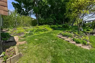 7921 Marmion Dr, Ross Twp, PA 15237 - Photo 35