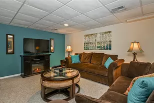 7921 Marmion Dr, Ross Twp, PA 15237 - Photo 23