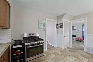 106 Jordan St, Bethel Park, PA 15102 - Photo 13