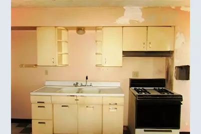 230 McKinley St, Pittsburgh, PA 15210 - Photo 13
