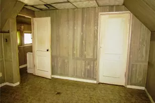 230 McKinley St, Pittsburgh, PA 15210 - Photo 27