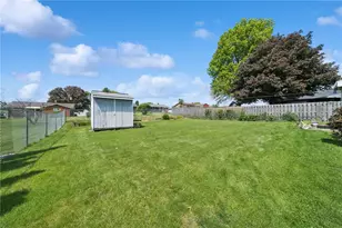 324 Grove Dr, Lower Burrell, PA 15068 - Photo 29