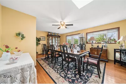 704 Macfarlane Dr, Pittsburgh, PA 15235 - Photo 15