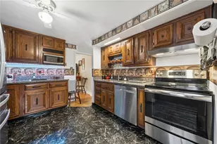 704 MacFarlane Dr, Pittsburgh, PA 15235 - Photo 13