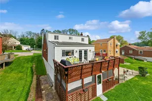 704 MacFarlane Dr, Pittsburgh, PA 15235 - Photo 37