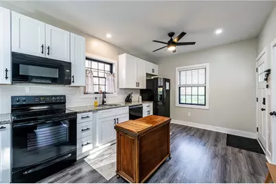 4263 State Route 136, Hempfield Township, PA 15601 - Photo 31