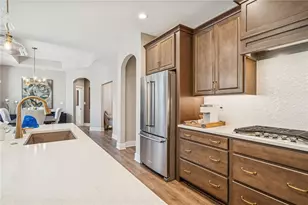 4266 Hawthorn Dr, South Park, PA 15129 - Photo 5