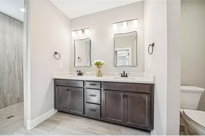4266 Hawthorn Drive, South Park, PA 15129 - Photo 19
