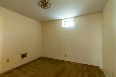 307 N 6th St, Clairton, PA 15025 - Photo 17