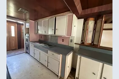 315 Morrison Ave, Perry Township, PA 16117 - Photo 9