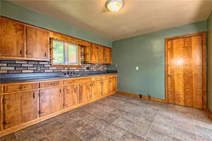 1715 Water St, White Township, PA 15701 - Photo 9