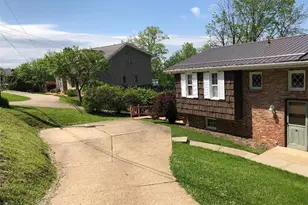 37 Webb Dr, North Franklin Township, PA 15301 - Photo 3