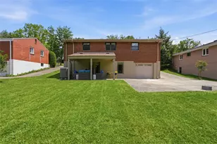1290 Lakemont Dr, Pittsburgh, PA 15243 - Photo 39