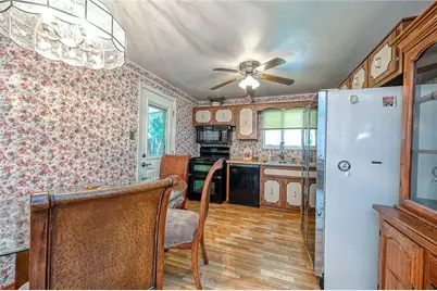 563 Meadowvale Drive, Harmar, PA 15024 - Photo 9