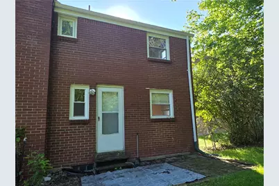 416 Jacobson Drive, Pittsburgh, PA 15227 - Photo 17