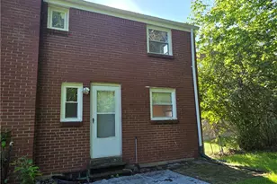 416 Jacobson Dr, Pittsburgh, PA 15227 - Photo 17