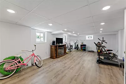 23 S 6th St, Youngwood, PA 15697 - Photo 25