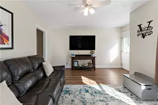 122 Strawberry Alley, Hopewell Township, PA 15001 - Photo 5