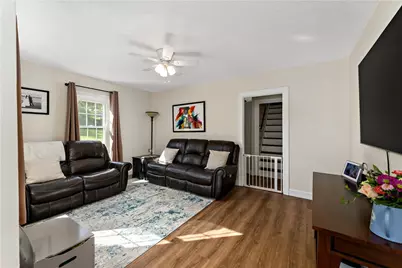 122 Strawberry Aly, Hopewell Township, PA 15001 - Photo 3